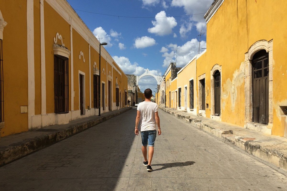 rue typique mexicaine - Xplore Mexique